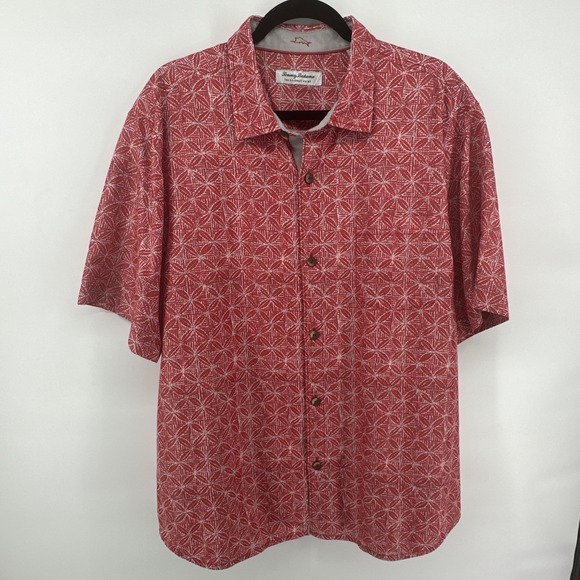 Tommy Bahama Other - Tommy Bahama Coconut Point Mens XL Red White Geometric Island Zone Short Sleeve